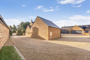 Photo 29- click for photo gallery